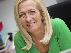Sonja Jacobs, secretariaatsmedewerker van het Stedelijk Lyceum Berchem