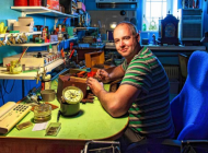 Nick Vanhoute in zijn atelier